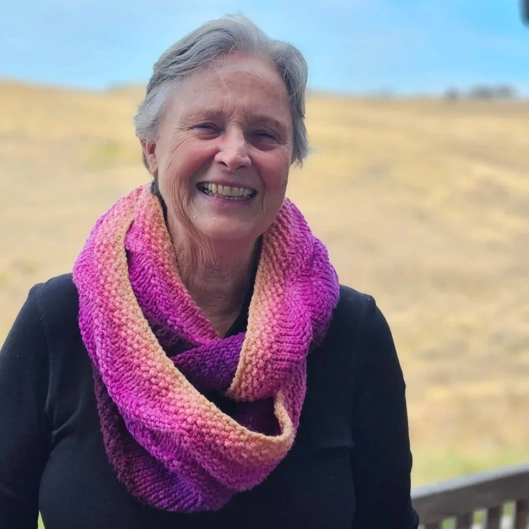 Cloudfall in flax lily gradient