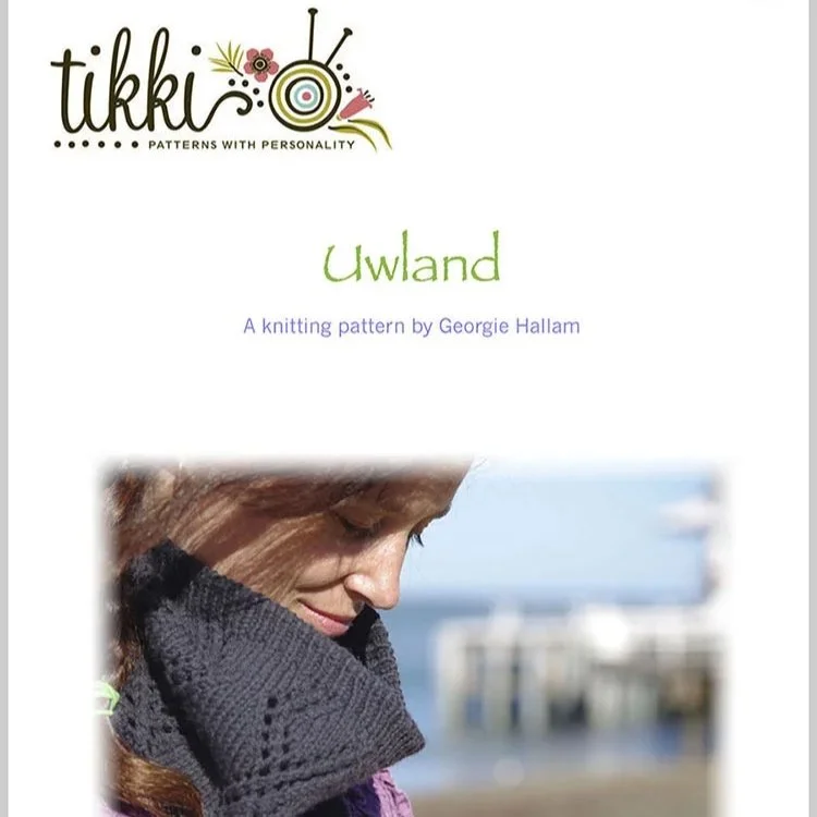 Uwland is a cowl of gratitude; a cowl that says thank you, a cowl to gift, a cowl to keep, a cowl to treasure. 