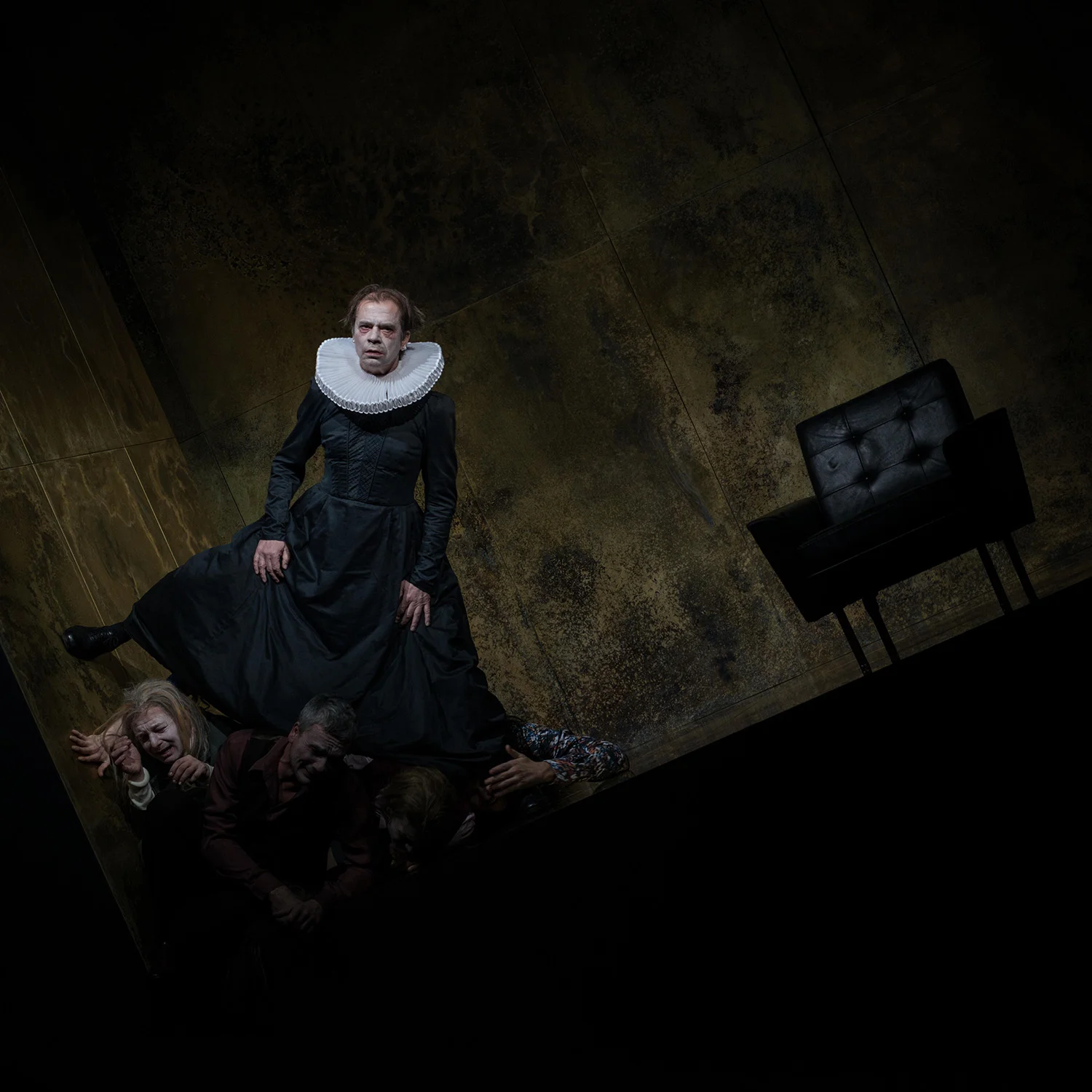 4_6_Tartuffe_Berlin, 2013.jpg