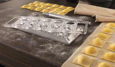 Ravioli Tablet wRolling Pin - Silver - LS3.jpg