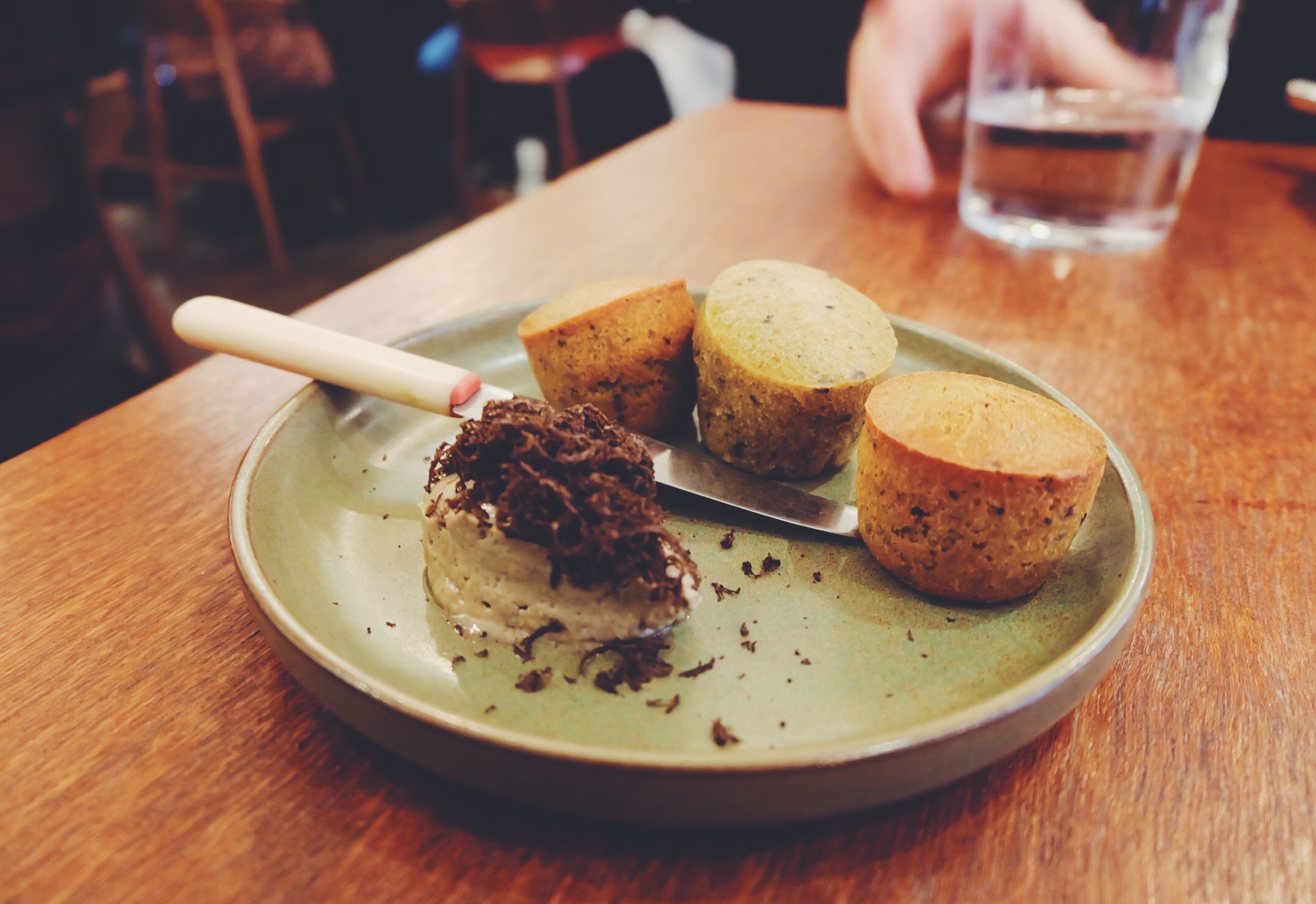 Warm cep muffins & whipped truffle butter (£5)