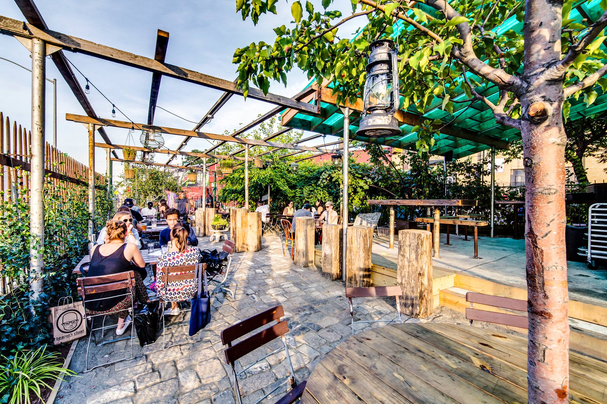 Photo: http://myspacenyc.com/wp-content/uploads/2015/07/Forrest-Point-1.jpg