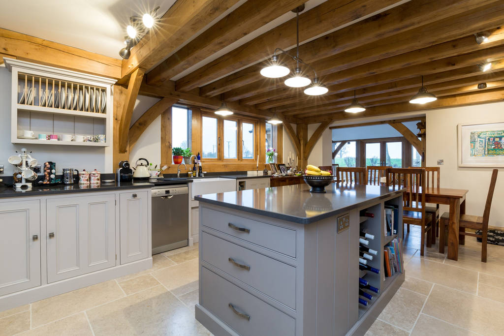 Kitchen 1.jpg