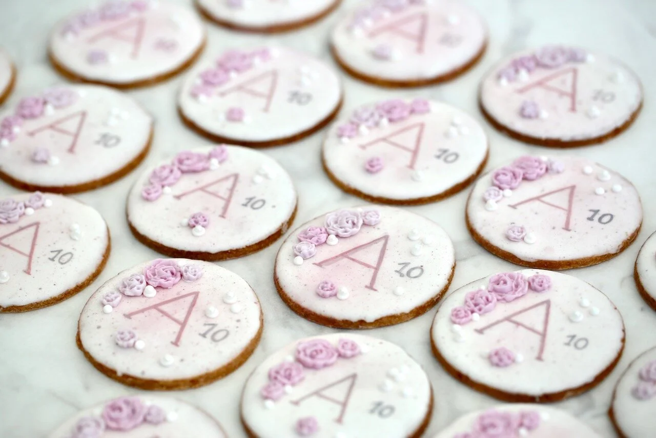 Yiamy Birthday, Anniversary, Engagement, Baby shower, Christening, Corporate, Celebration Party Guest Favours Gift Limassol Cyprus Cookie Vanilla Chocolate Glyko
