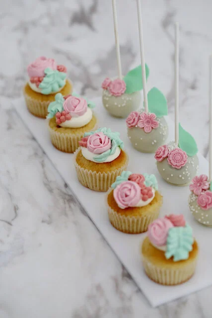 Yiamy Birthday, Anniversary, Engagement, Baby shower, Christening, Corporate, Celebration Party Guest Favours Gift Limassol Cyprus Cookie Vanilla Chocolate Glyko