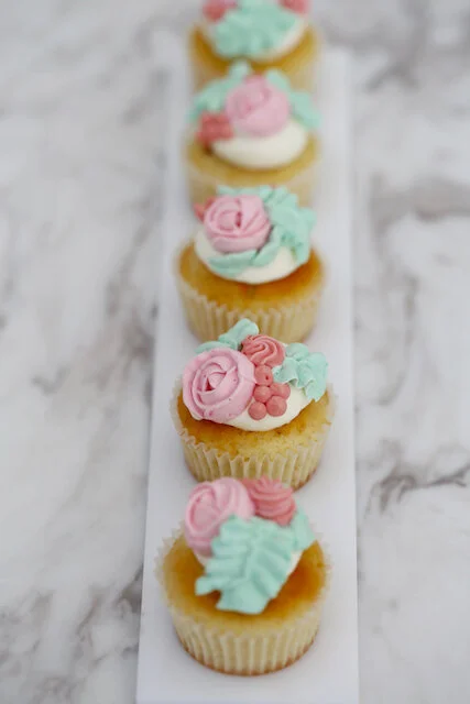 Yiamy Birthday, Anniversary, Engagement, Baby shower, Christening, Corporate, Celebration Party Guest Favours Gift Limassol Cyprus Cookie Vanilla Chocolate Glyko