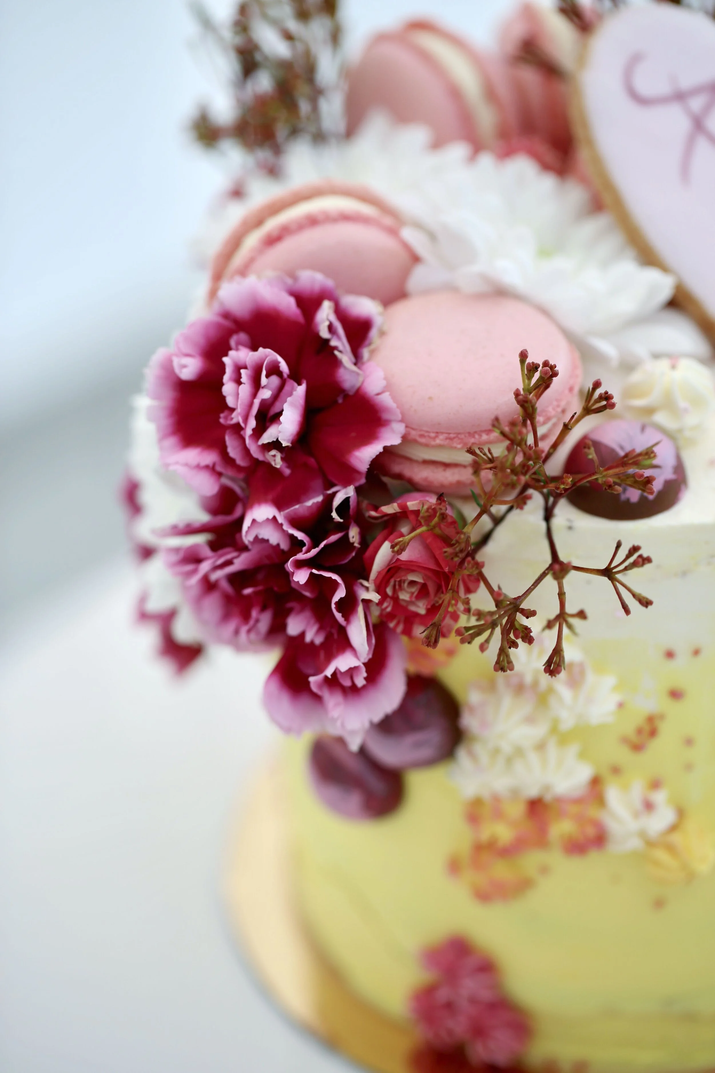 Flowers Macarons Birthday Cake Limassol Cyprus Order Buy