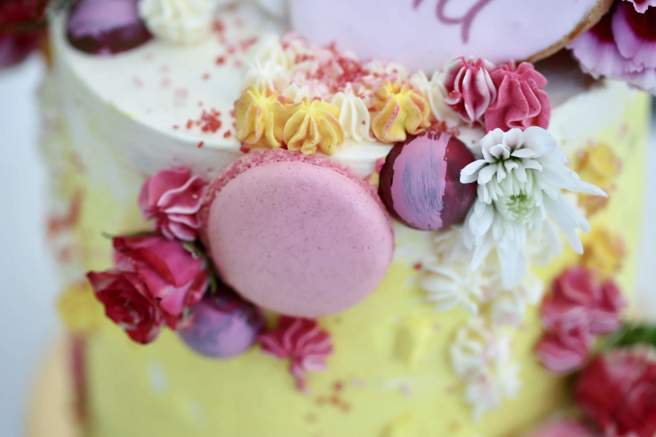 Flowers Macarons Birthday Cake Limassol Cyprus Order Buy