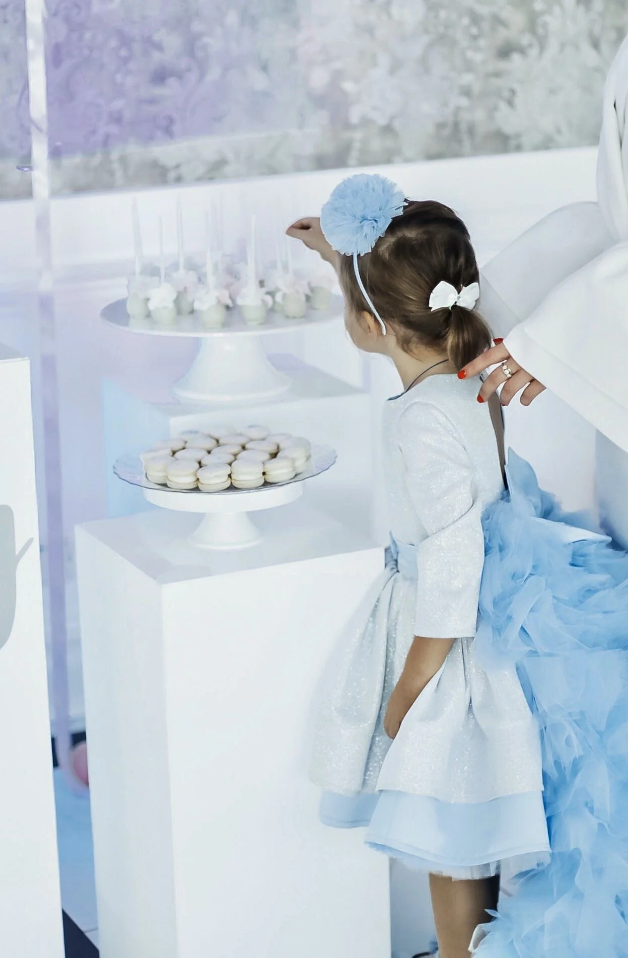 Magic Flower Winter Frost Birthday Cake Limassol Cyprus Order Buy