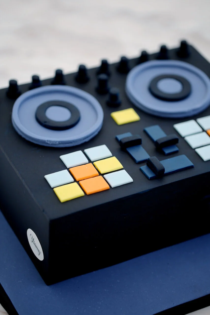 DJ Turntable Birthday Cake Limassol Cyprus Order Buy