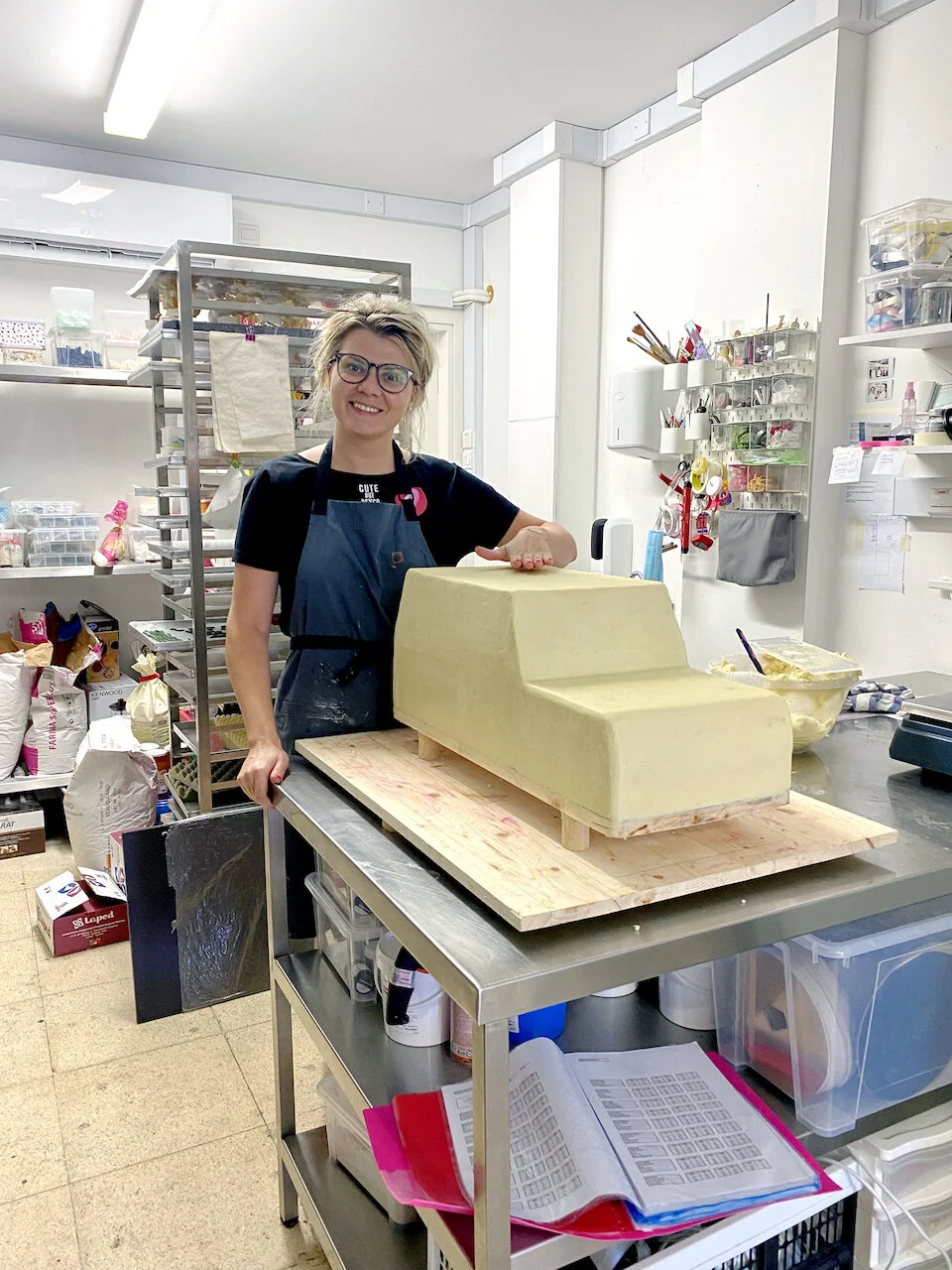 Gelandewagen Mercedes Car Birthday Cake Limassol Cyprus Order Buy