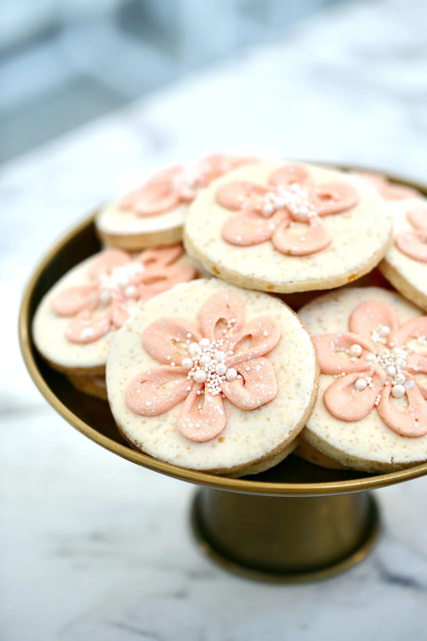 Peaches Cream Jasmin Flower Birthday Cake Limassol Cyprus Order Buy