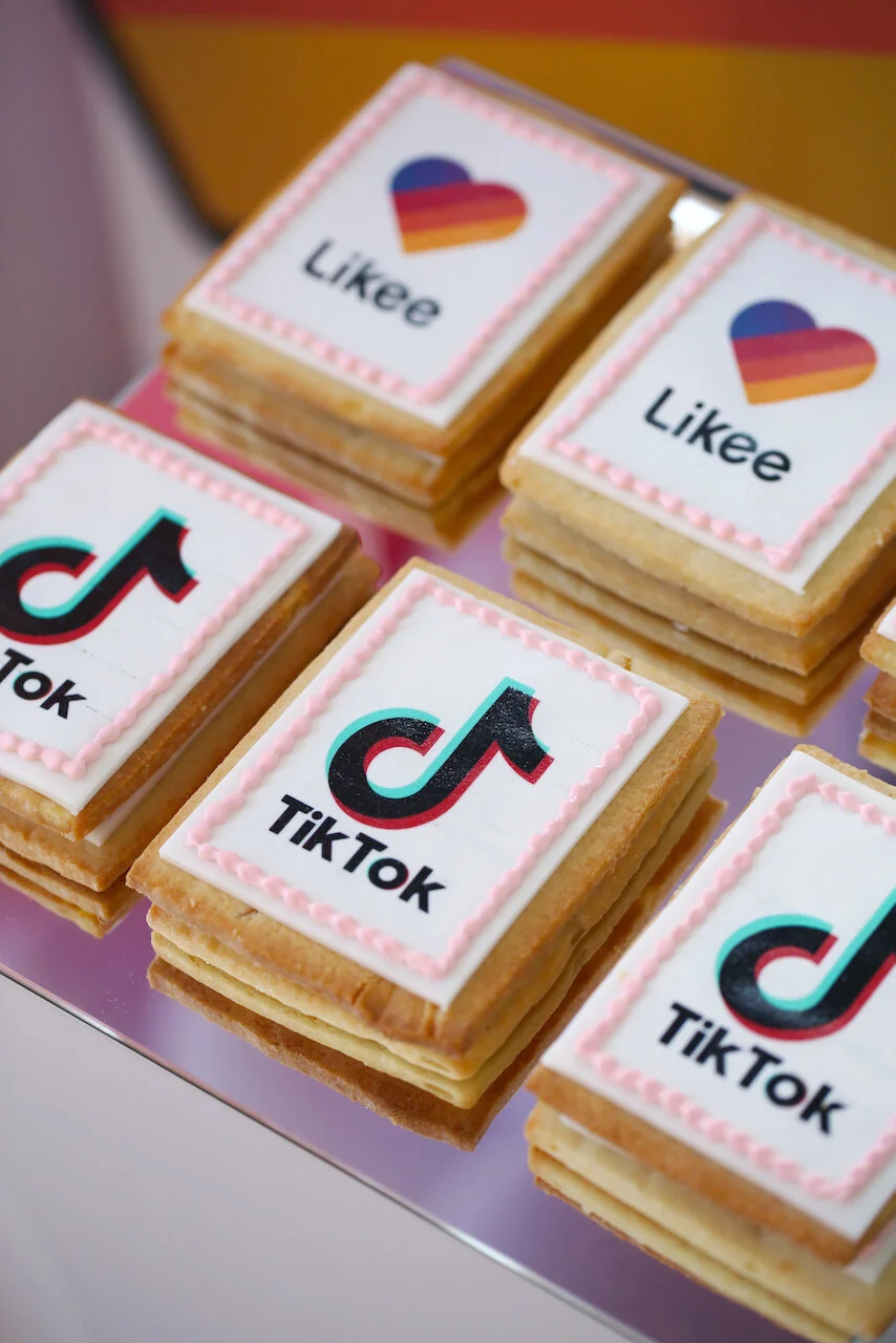 Yiamy Birthday, Anniversary, Engagement, Baby shower, Christening, Corporate, Celebration Party Guest Favours Gift Limassol Cyprus Cookie Vanilla Chocolate Glyko