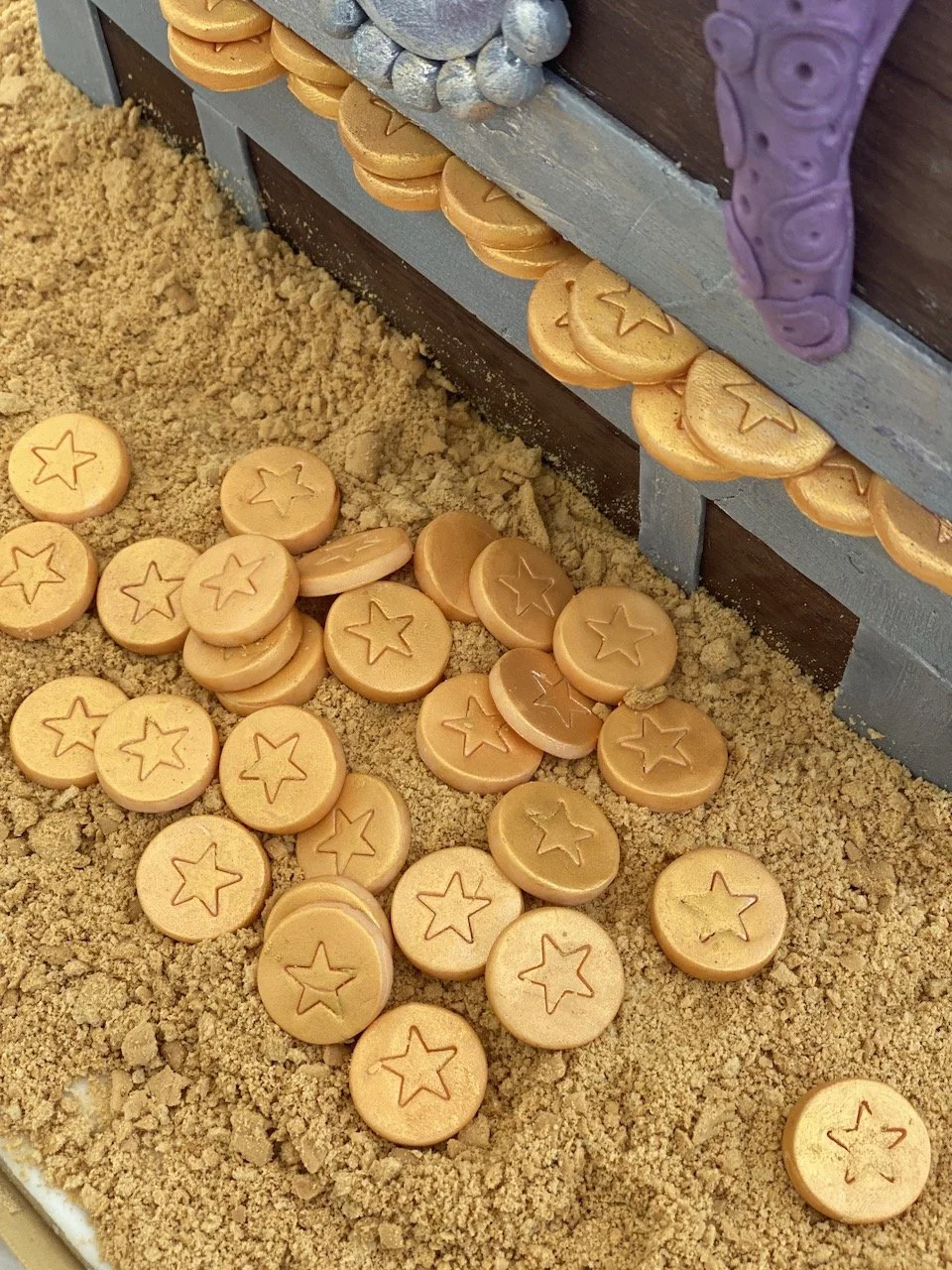 Yiamy_Custom Cake - 22.jpeg