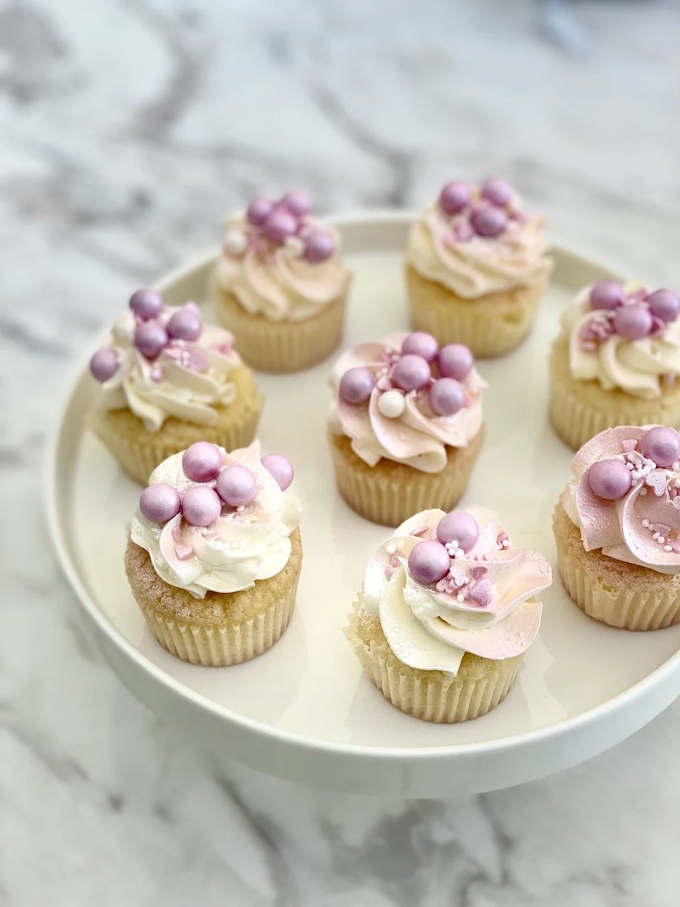 Yiamy_Custom Cake - 15.jpeg