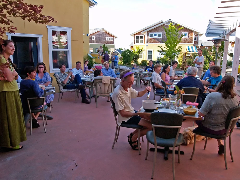 _eating-on-terrace.jpg