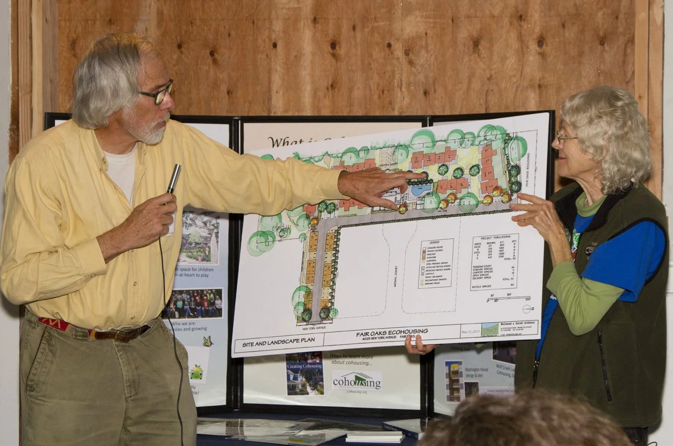 a1897cr Chuck explaining design.JPEG