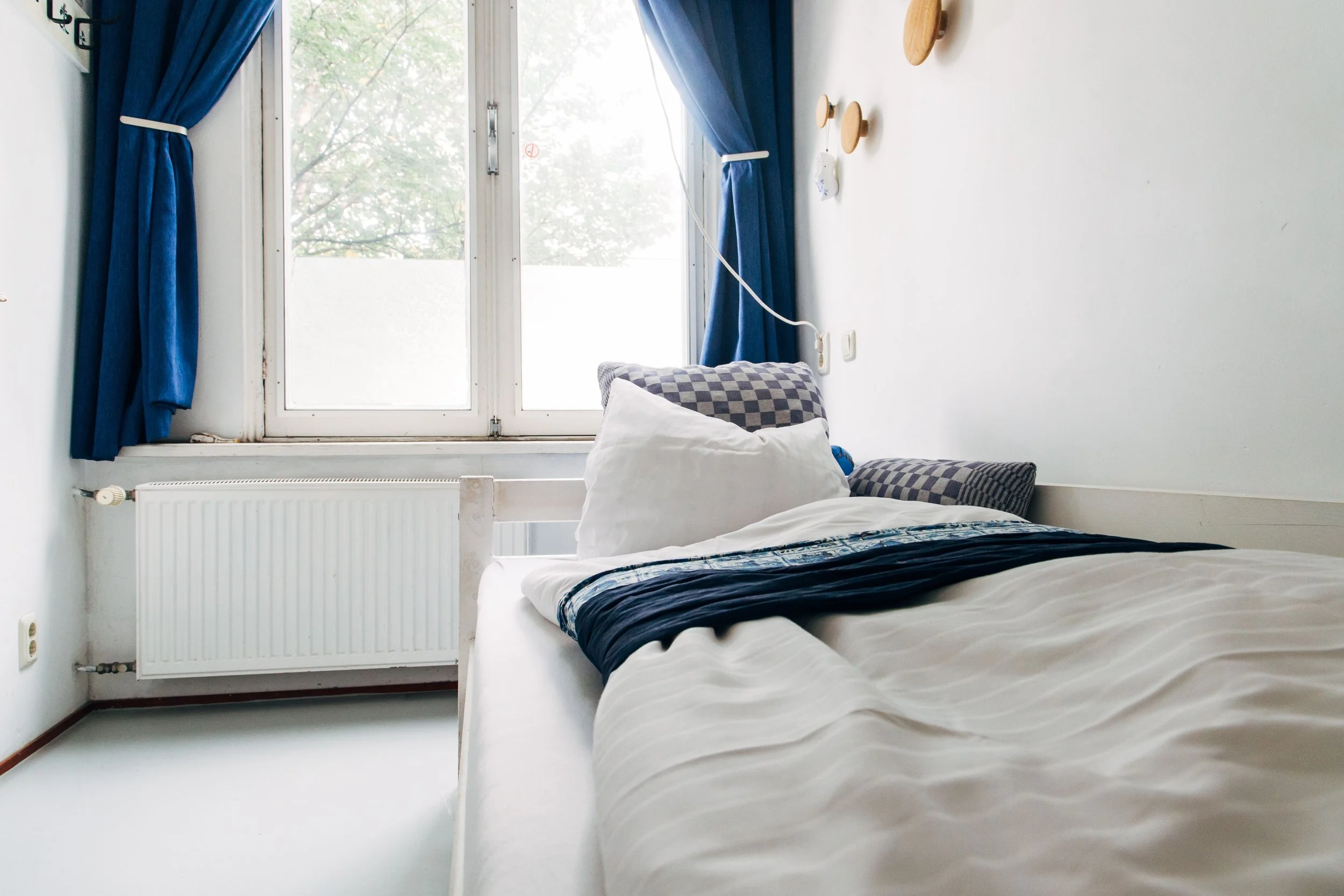 Spacious and Cozy Private Room for Three Guests