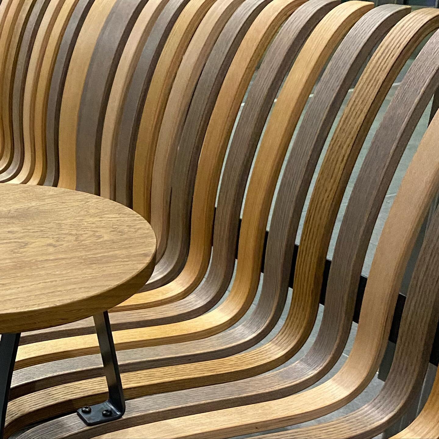 Interesting seating at #kingscrossstation.  It&rsquo;s great to be out and about on Saturday night again! 

#videographer #northlondon #germangymnasium #kingscross #londontravel #bentwood #outandabout #londoner