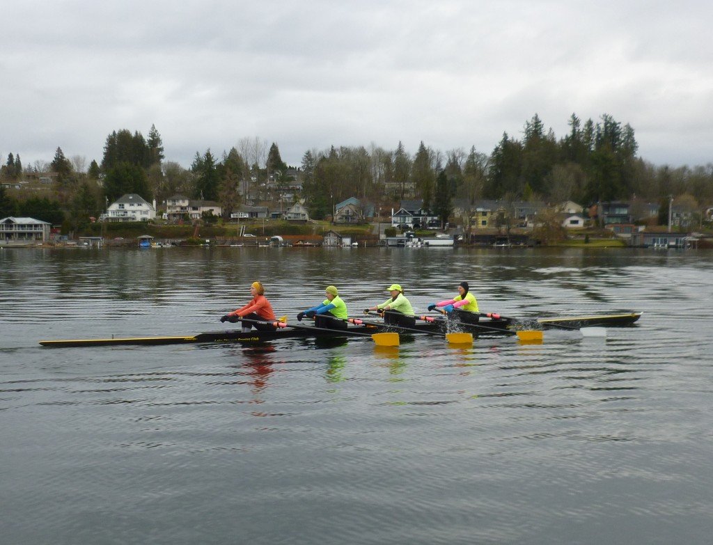 2023 training elizabeth women quad oars vertical.jpg