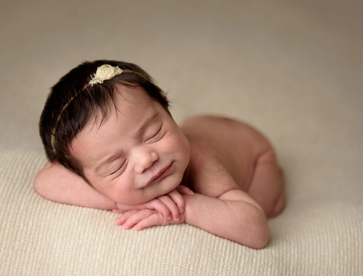 Elenora_07 copycrop.jpg