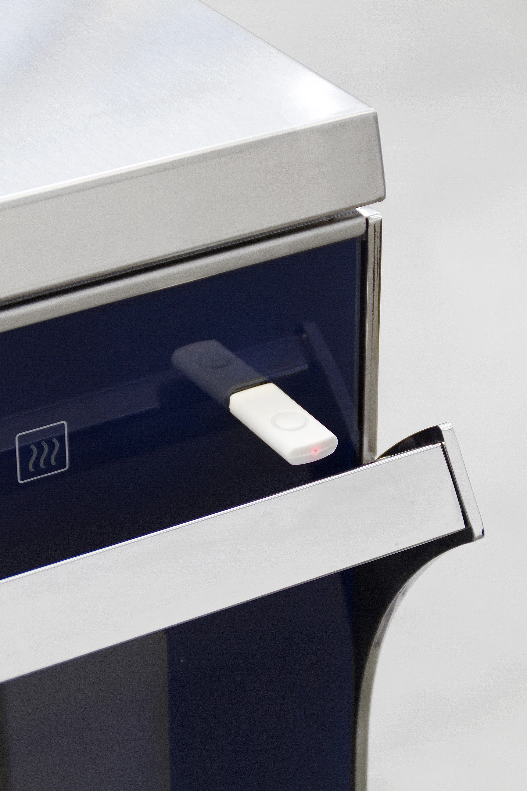 DS 500 CL usb port.jpg