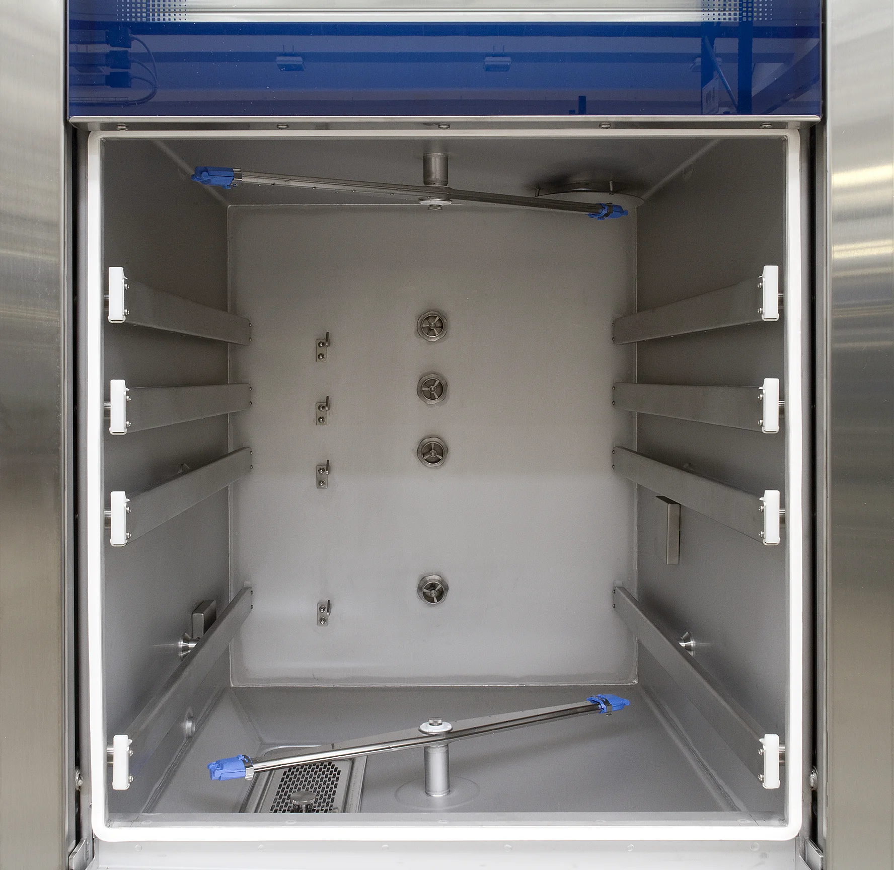 LAB 900 washing chamber.jpg