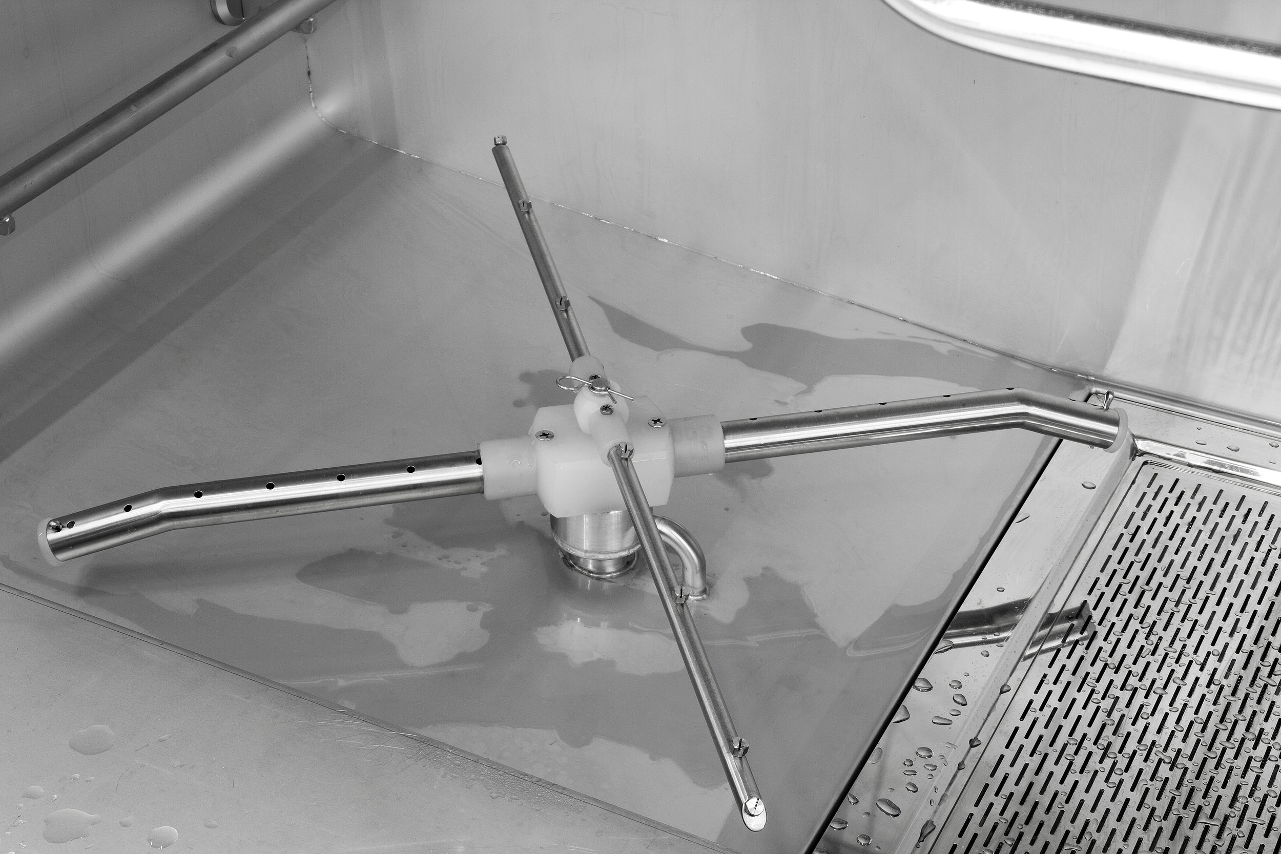 AC 1300 chamber low washing arm detail.jpg