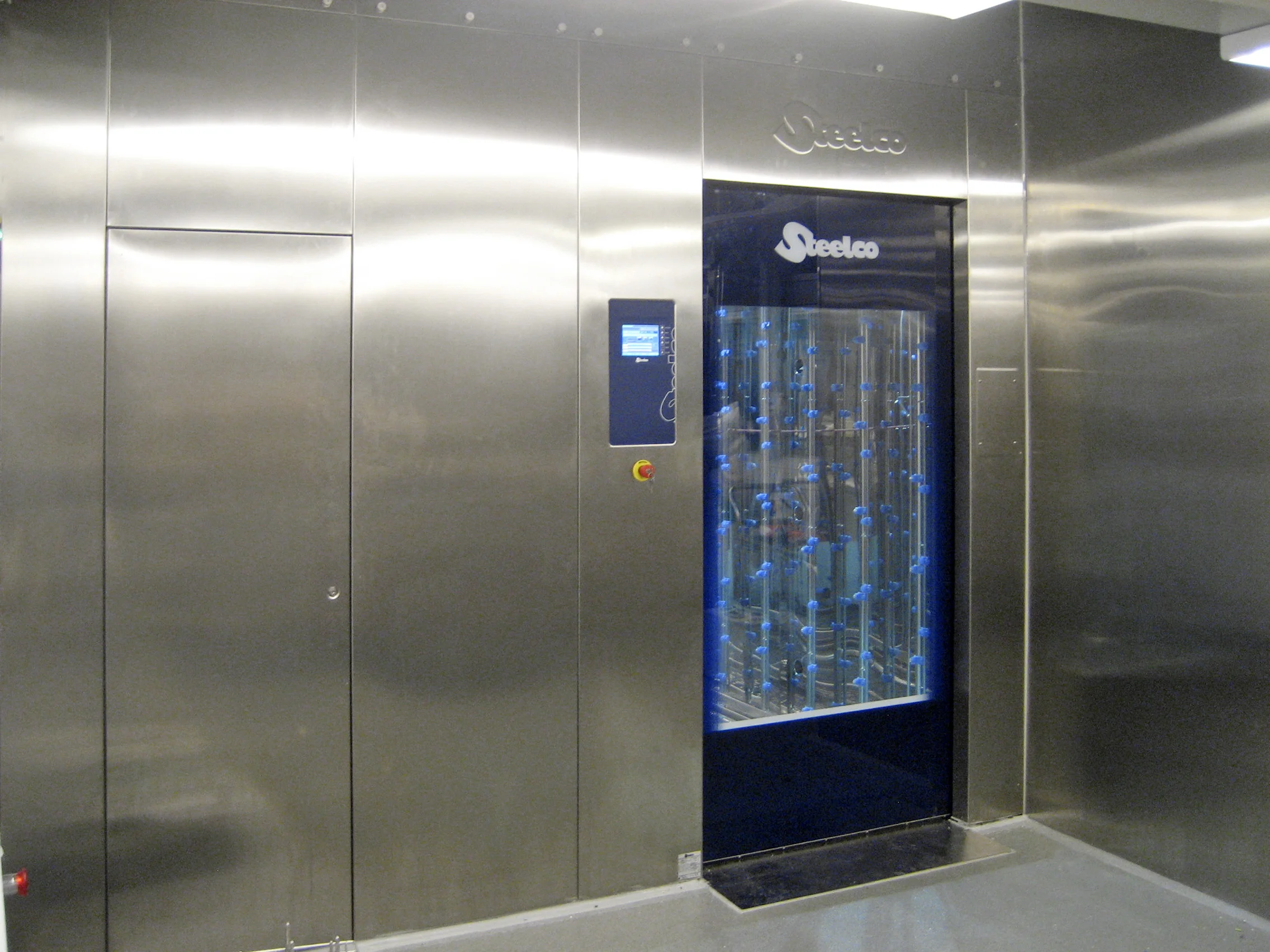 AC 8000_ dirty side3 Astra Zeneca.jpg