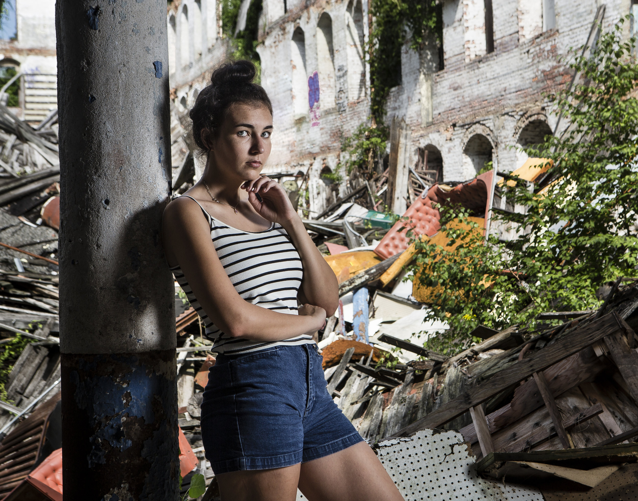 X-Henderson-Hannah-_U1A2453-Edit-D.jpg