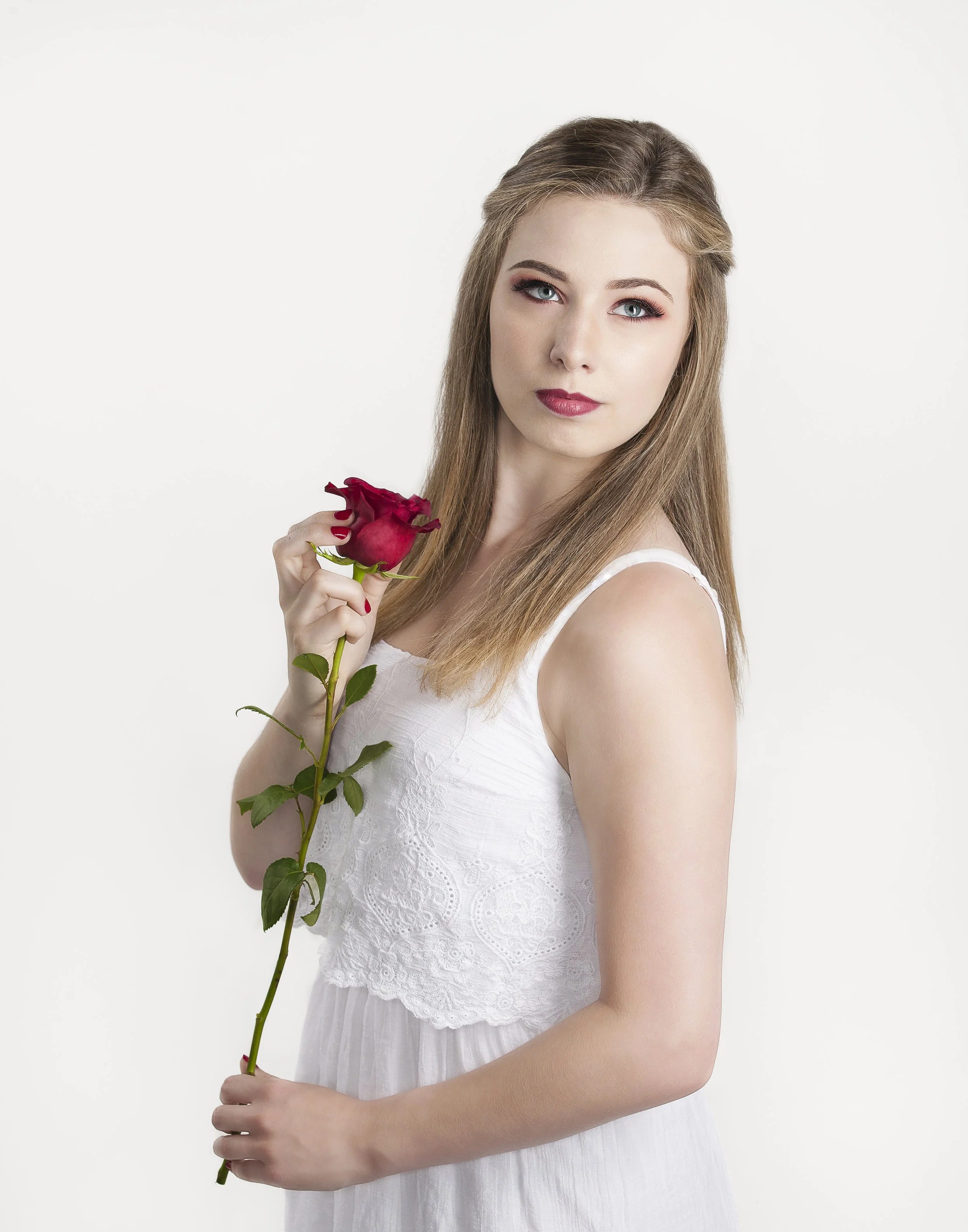 X-Henderson-Hannah-HighKey0036-2-Edit-C.jpg