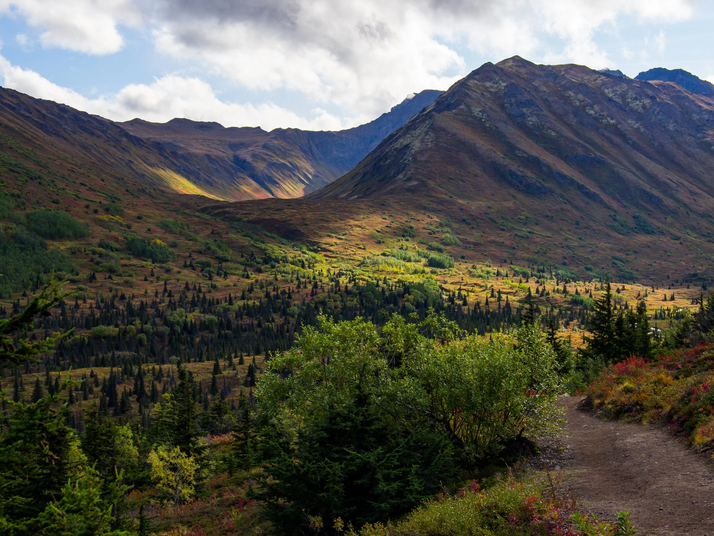 A view of Hanging Valley in the distance.