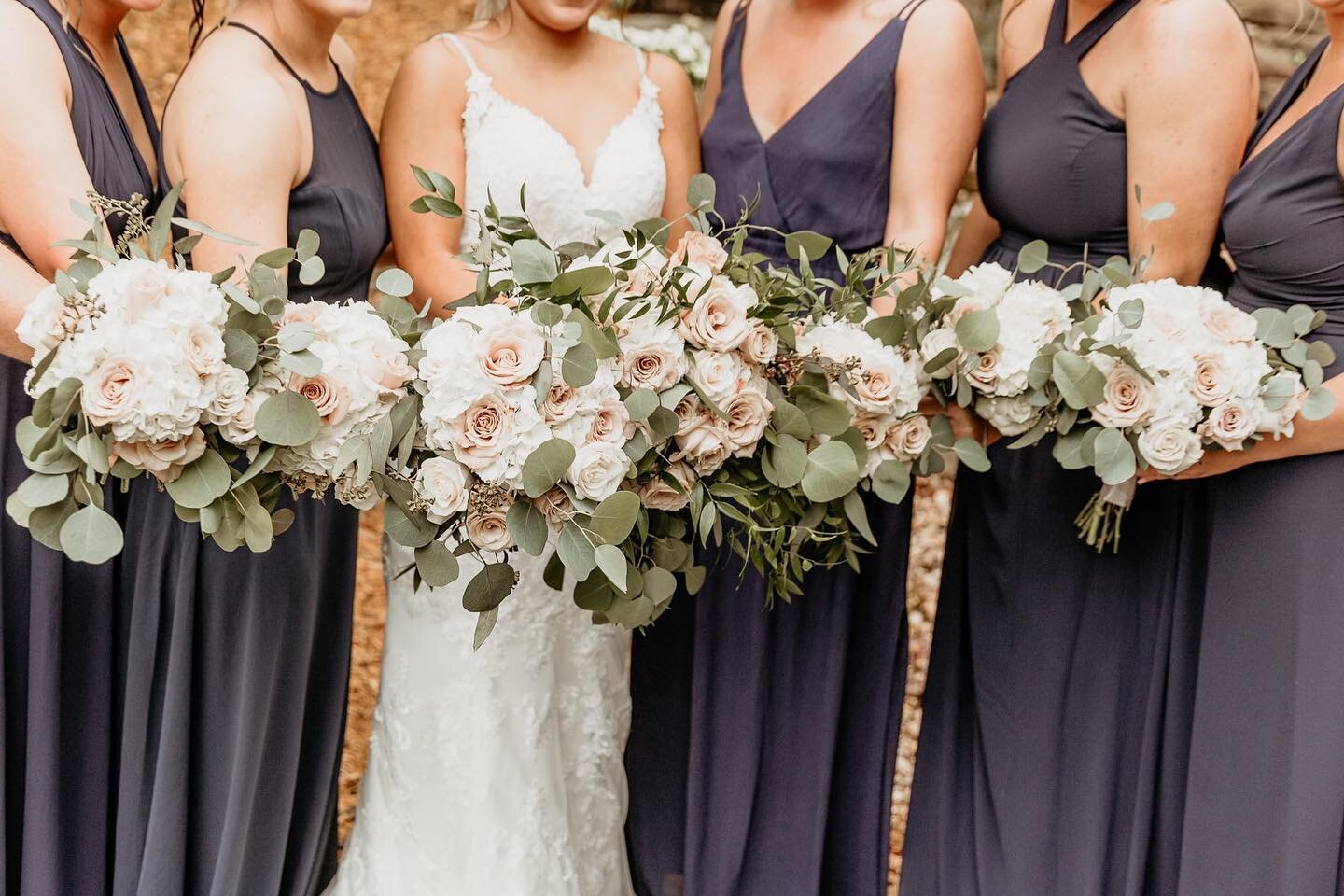 Aren&rsquo;t these bouquets so beautiful?! I love a good Bride Tribe photo!