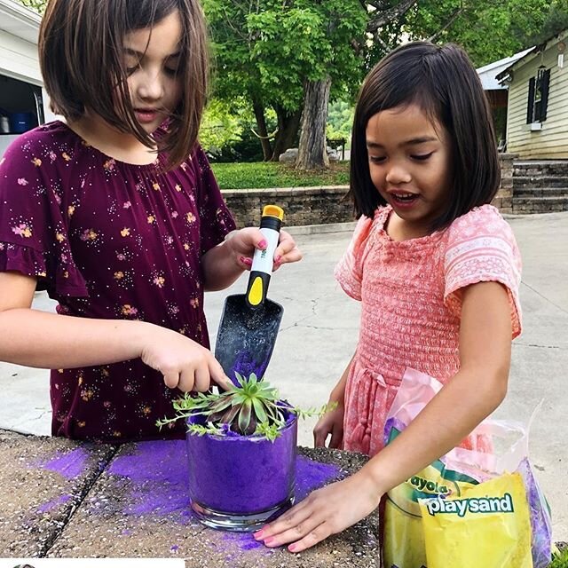 The clock may be winding down on warm days but there&rsquo;s still time to enjoy a bag of colorful Crayola Play Sand! Grab a bag today and soak up the last days of summer with sand castles, sensory tables and more! Be sure to check our store locator 