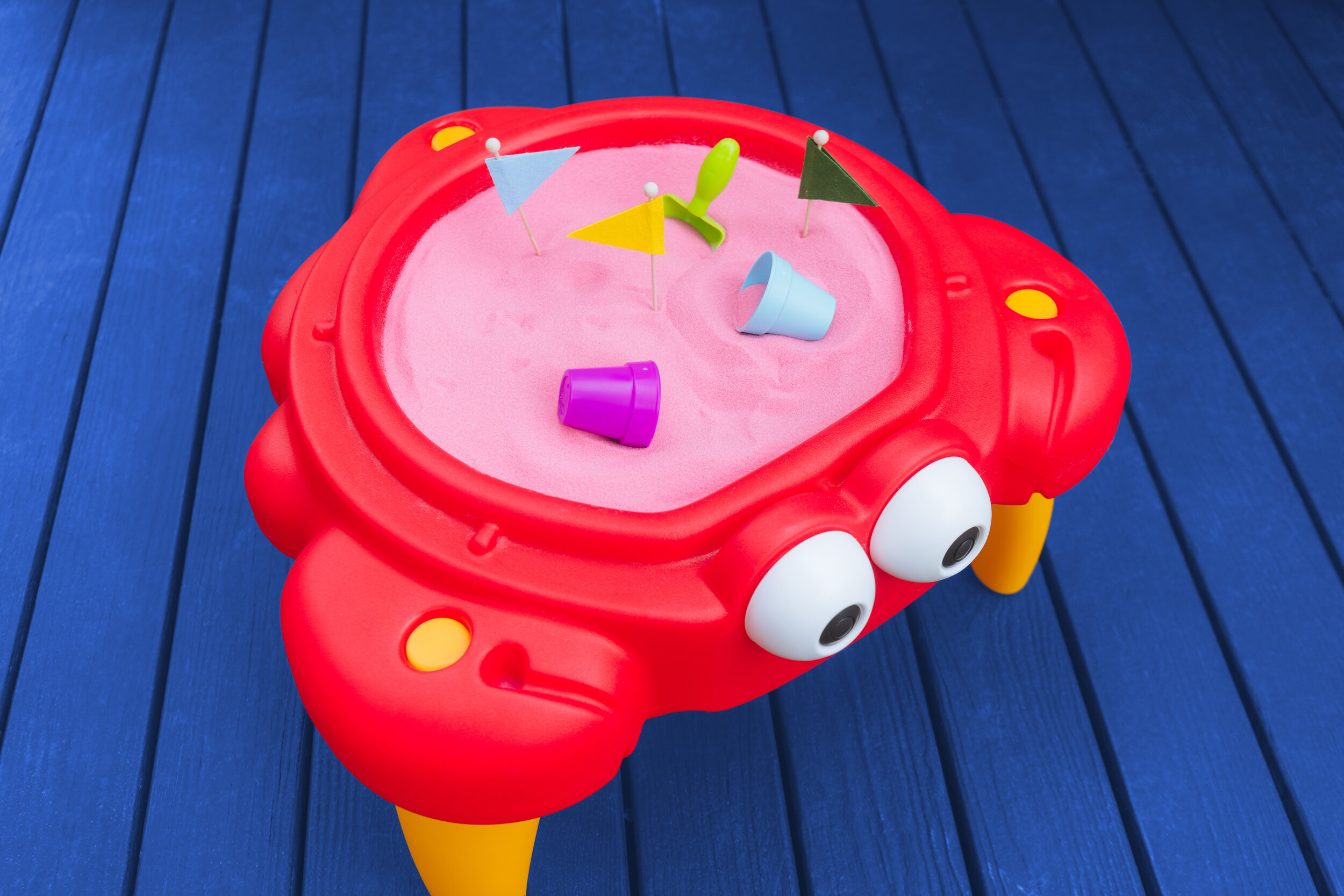 pink sand table