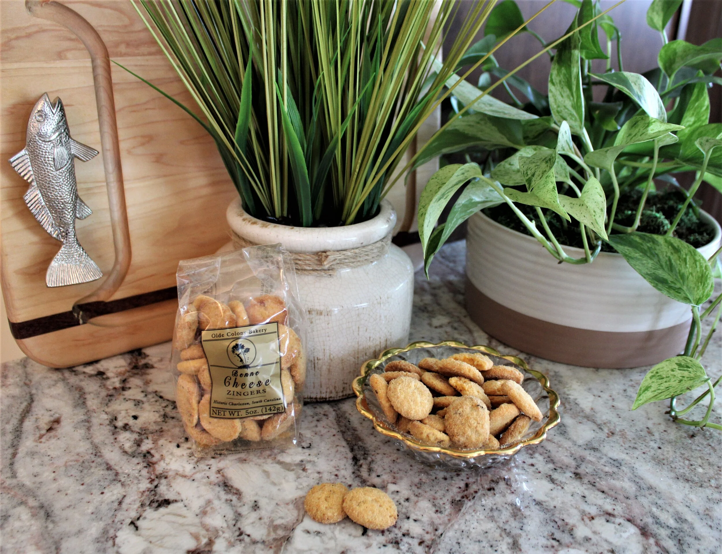 Olde Colony Bakery Benne Cheese Zingers