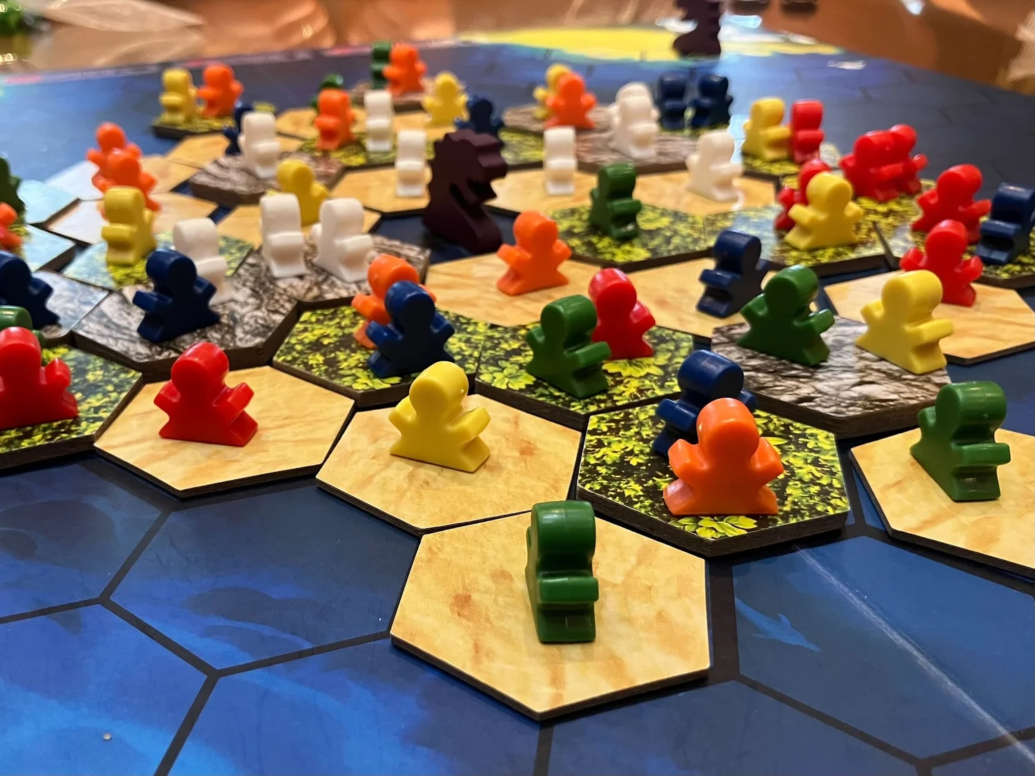Little Meeple, Big World episode artwork