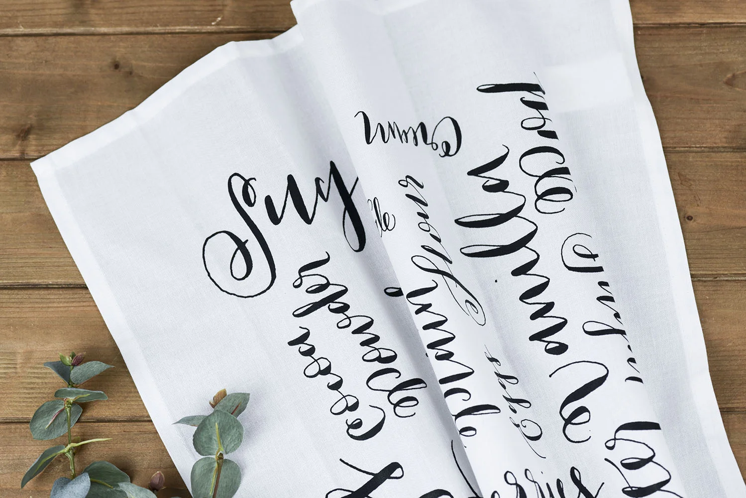 LettersbyJulia_SweetTeaTowel01.jpg