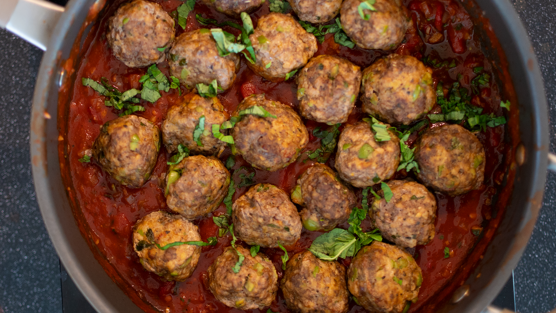 Red Pepper Meatballs with Wine Sauce