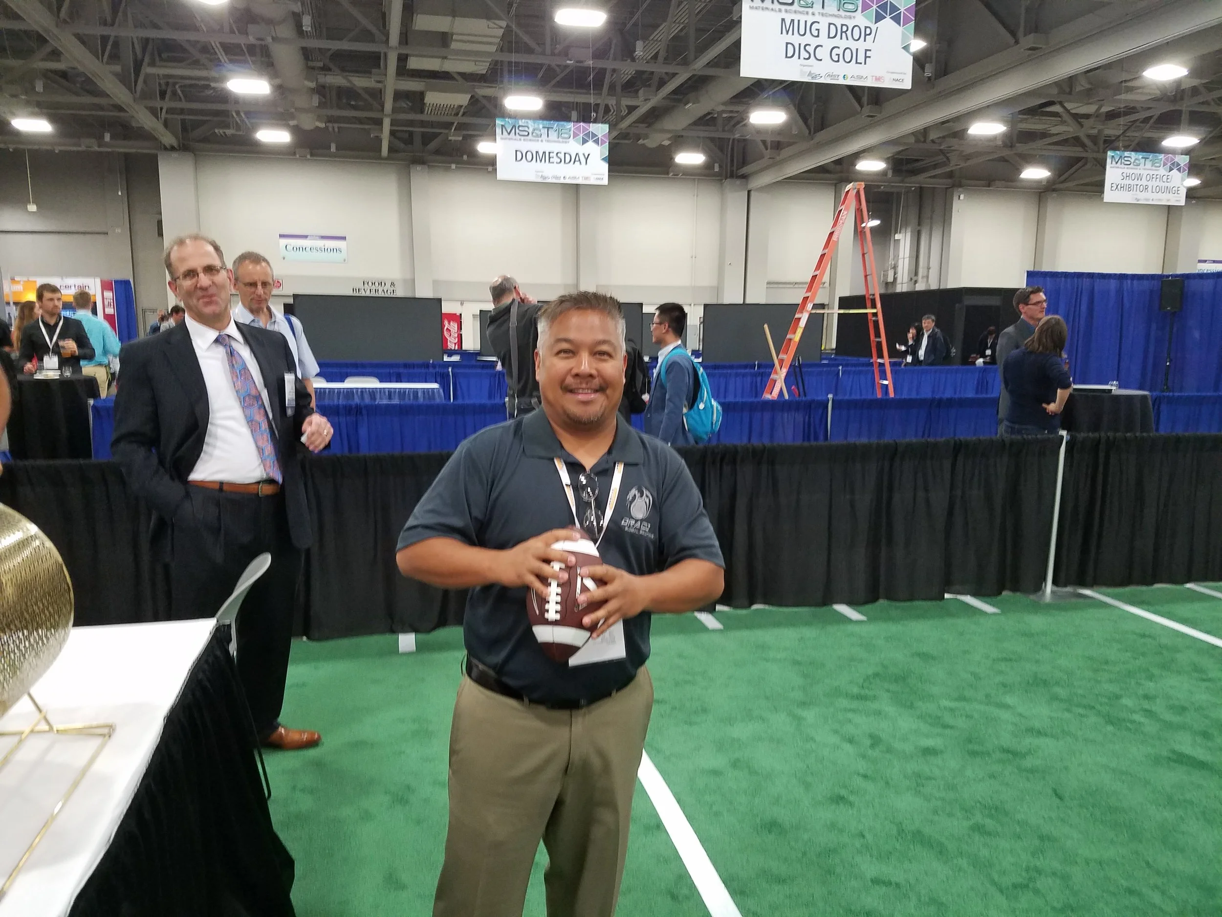Greetings from Salt Lake City! Draco's Mark Fernandez preparing for a football toss here at the MST16. http://www.matscitech.org/