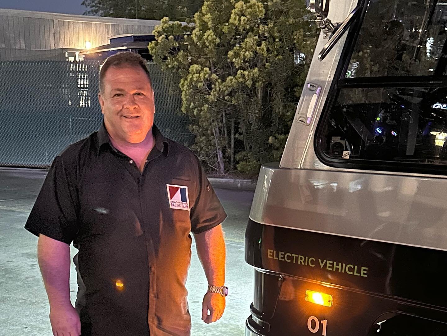 Our DC air conditioners are extremely versatile and can be used in a variety of different ways. Our owner recently took a family trip to Universal Studios, and saw the trams that were converted to electric for the studio tour ride. The tram uses 2 HD