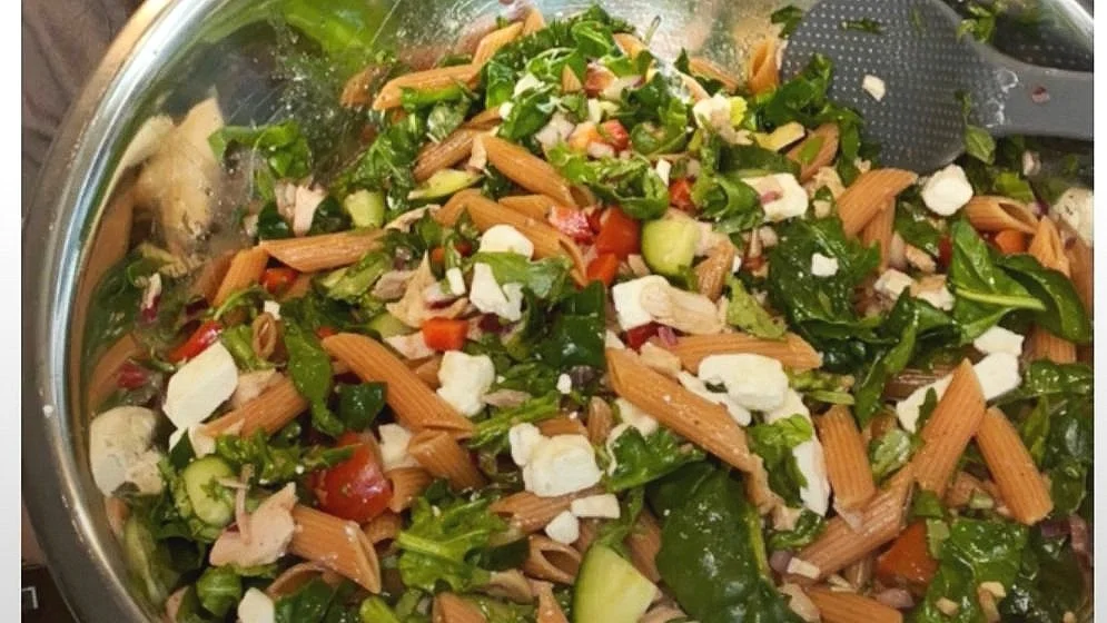 Crazy Easy Pasta Salad: Bumpin' Bites with Doula Dacia