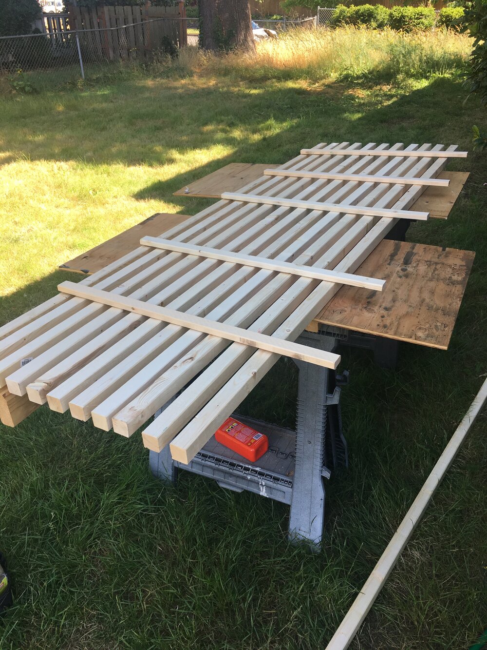 Diy Minimal Scandinavian Slatted, How To Make A Wood Slat Bed Frame