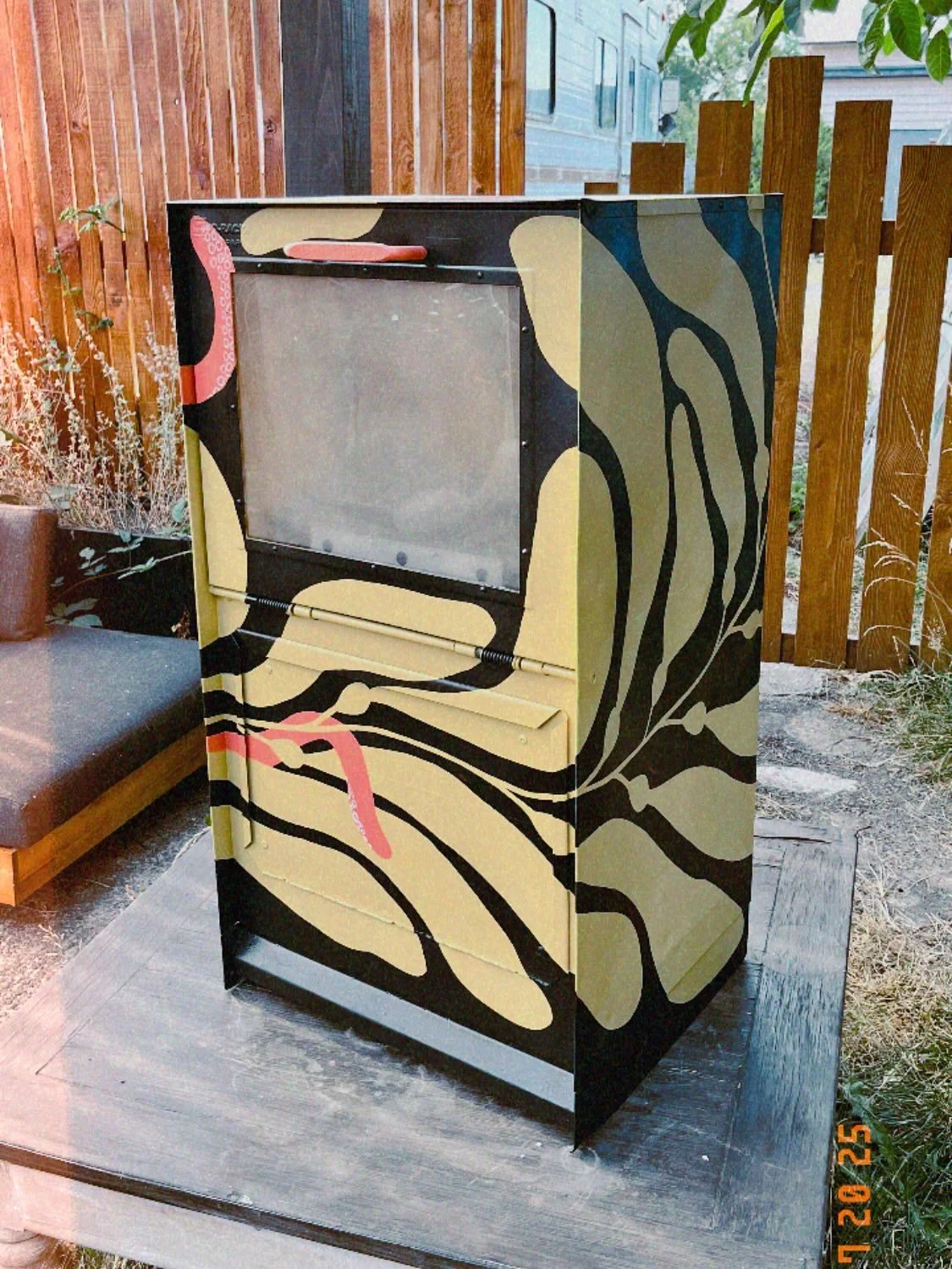 My finished newspaper box is on display today at @6thavetacoma Art on the Ave!! Over 30 artists were chosen to transform old newspaper boxes for @weekly_volcano and you can help support the Volcano and all the artists by voting (with your dollars!) f