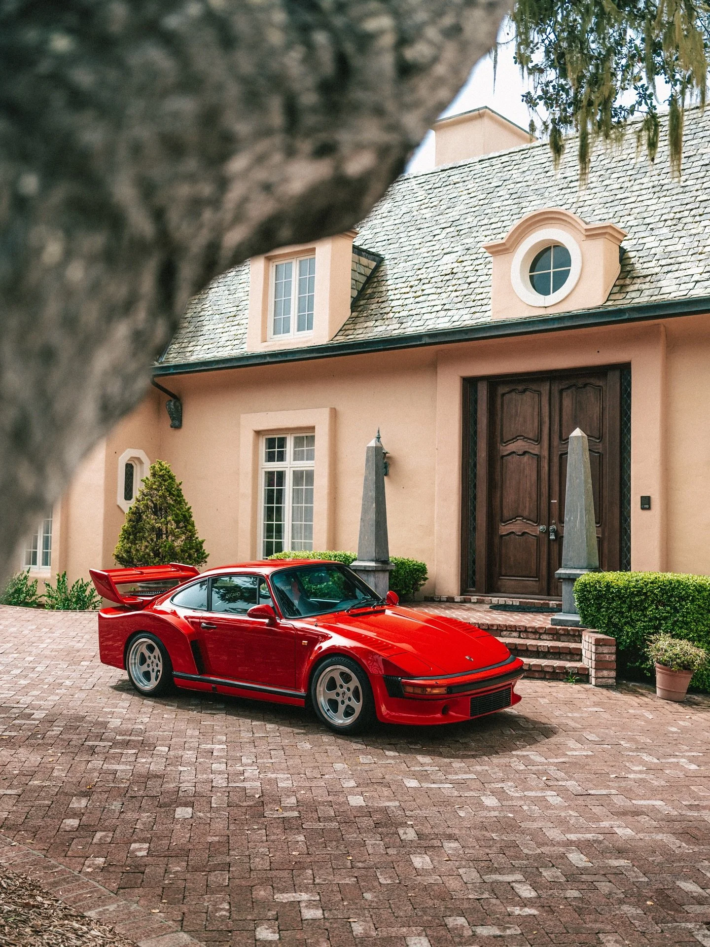 Paint the Town Red 🩸RUF RSR

#ruf #rufrsr #monterey #montereycarweek #porsche #930