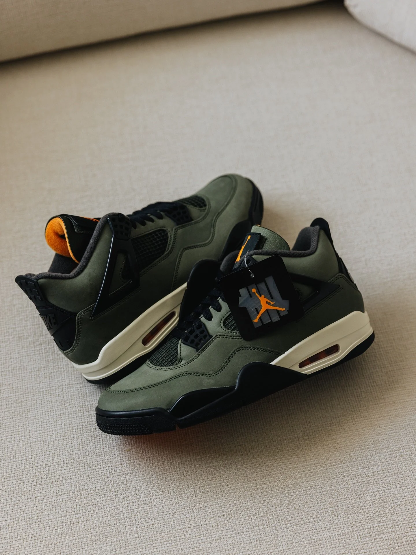 @undefeatedinc x Air Jordan 4 

#jordan4 #undefeated #undefeatedjordan4 #jordan #aj4 #nike