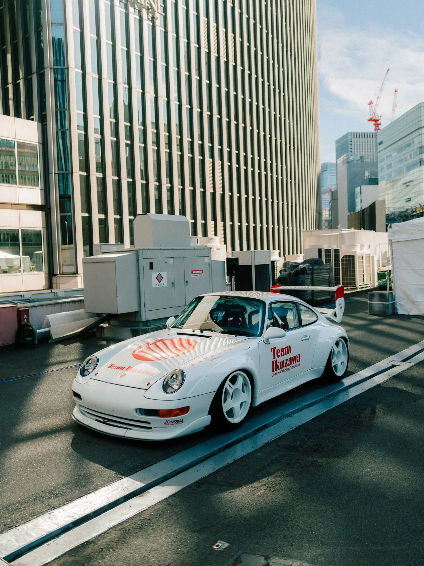 PORSCHES IN TOKYO @luftgekuhlt 🎌🗼

#luftgekuhlt #luftgek&uuml;hlttokyo #porsche