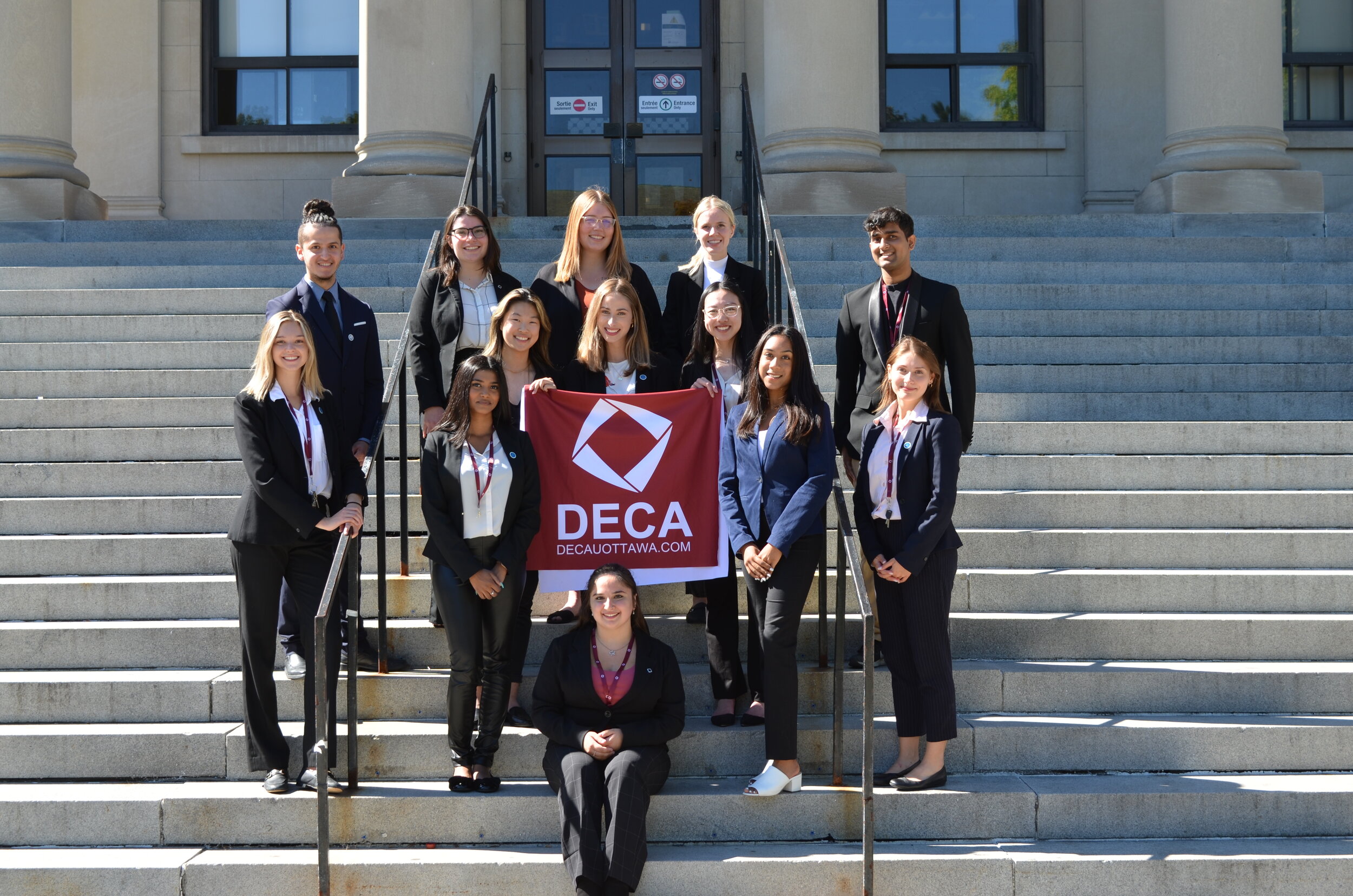 DECA Executives 2021-2022