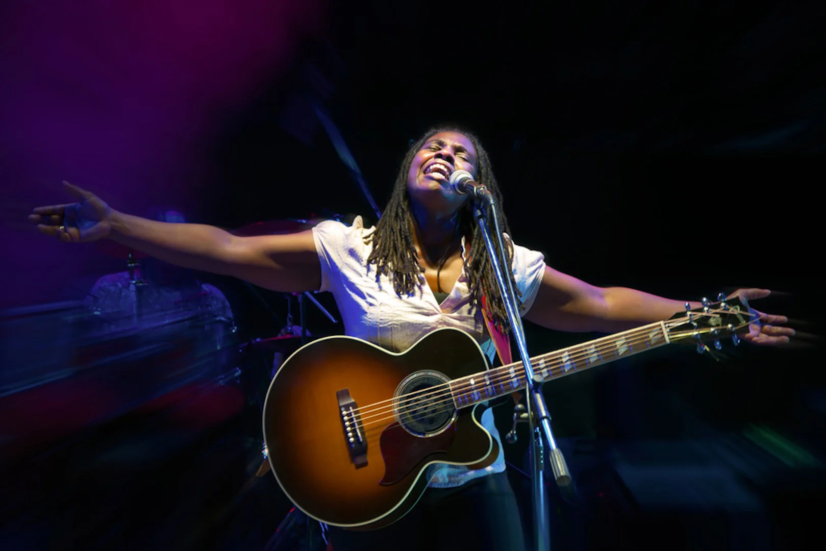 Ruthie Foster.jpg