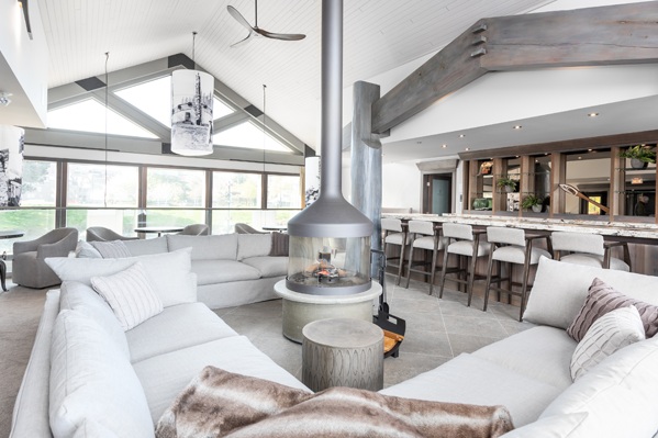 Ocean_House_interior.jpg